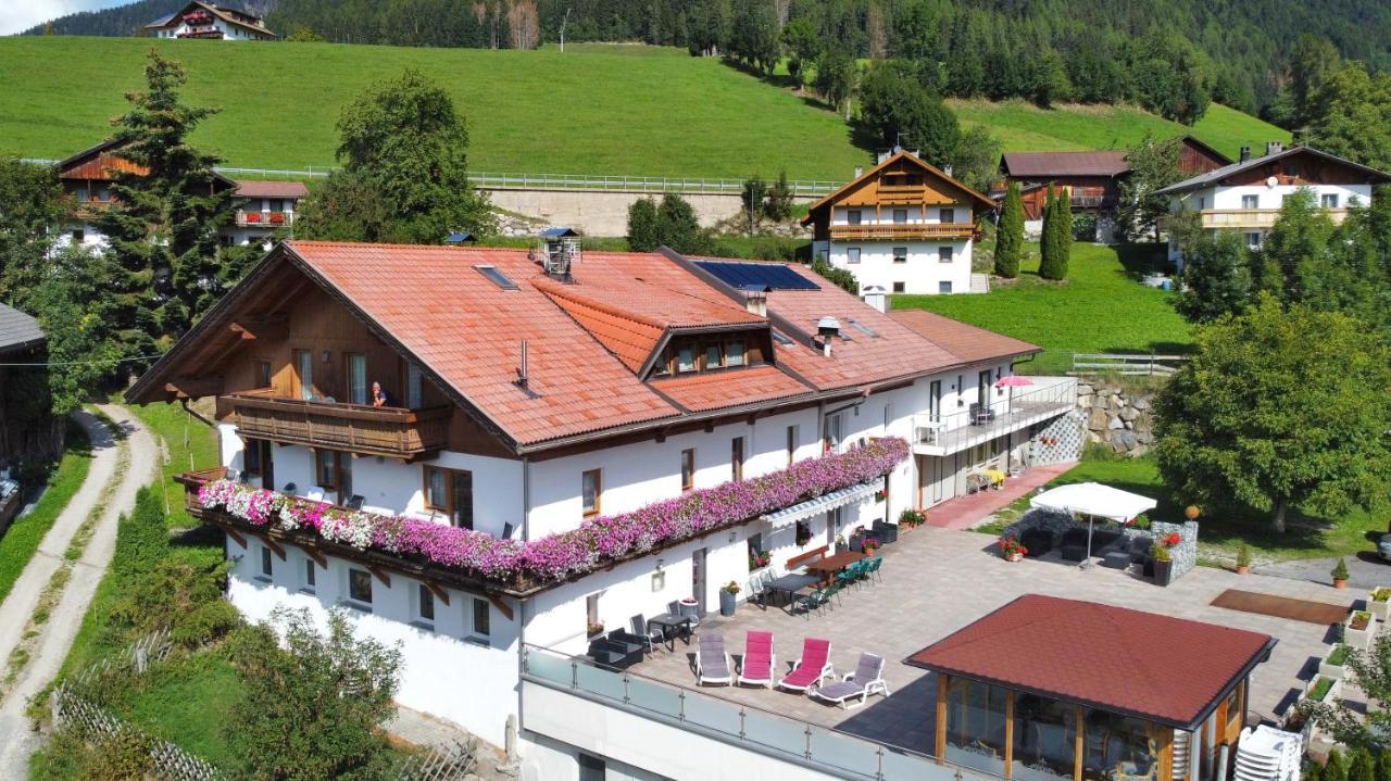 Pension Wirt Am Bach Terento Bagian luar foto